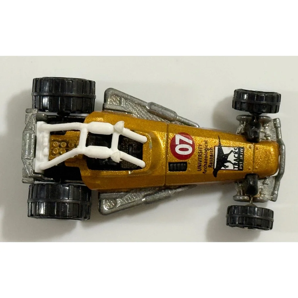 Matchbox Dune Buggy Kids 1:64 Gold University Archaeological Research 07 MB685